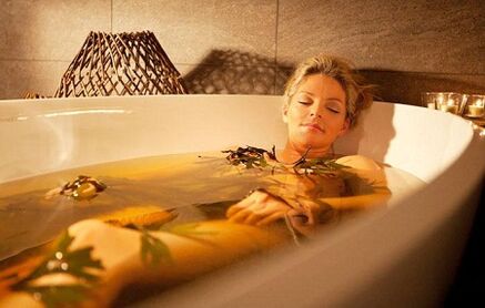 ကိုယ်အလေးချိန်အတွက်ရေချိုး